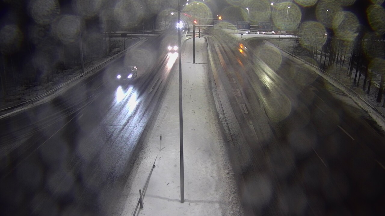 Weather Camera Image Väg 4 Uleåborg, Laanila, Oulu, Pohjois-Pohjanmaa