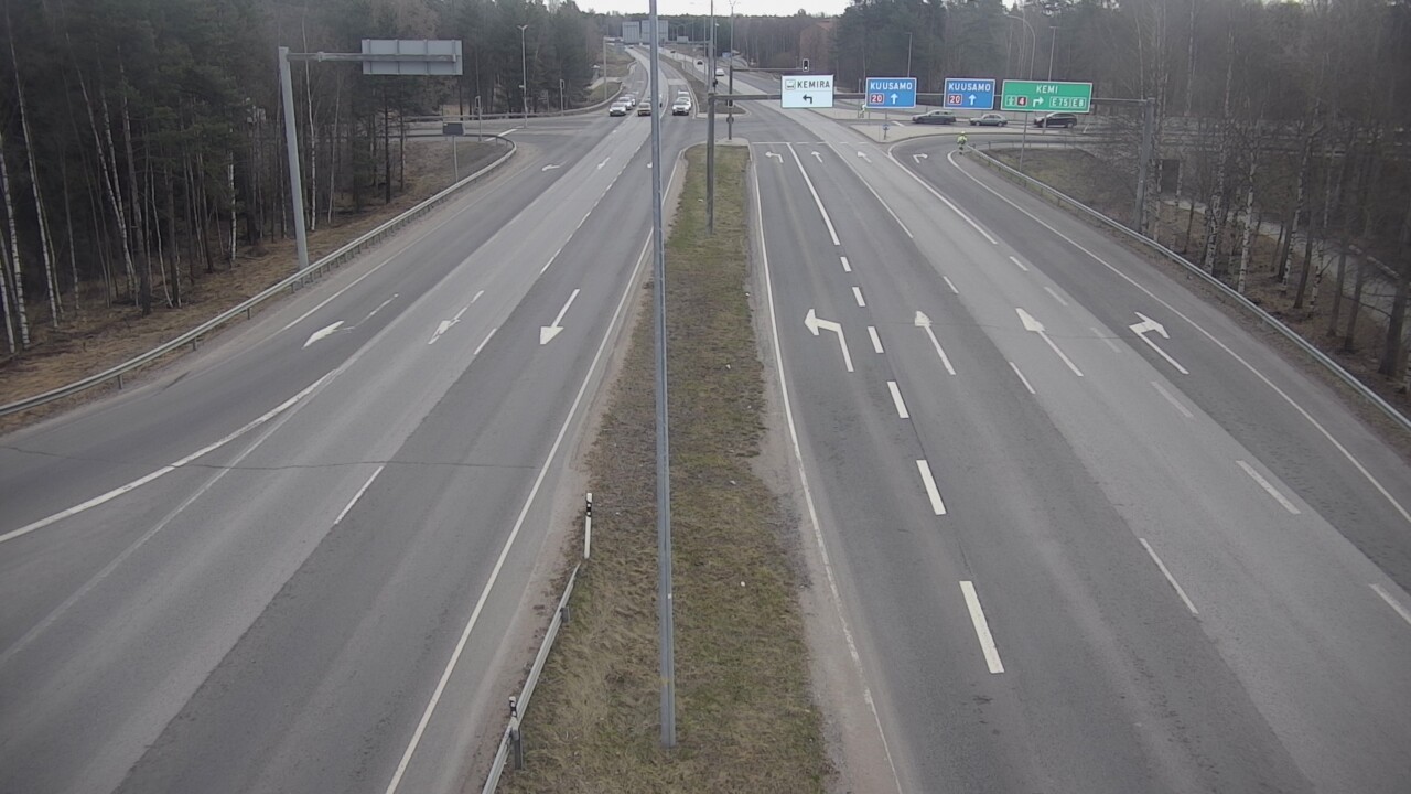 Weather Camera Image Väg 4 Uleåborg, Laanila, Oulu, Pohjois-Pohjanmaa