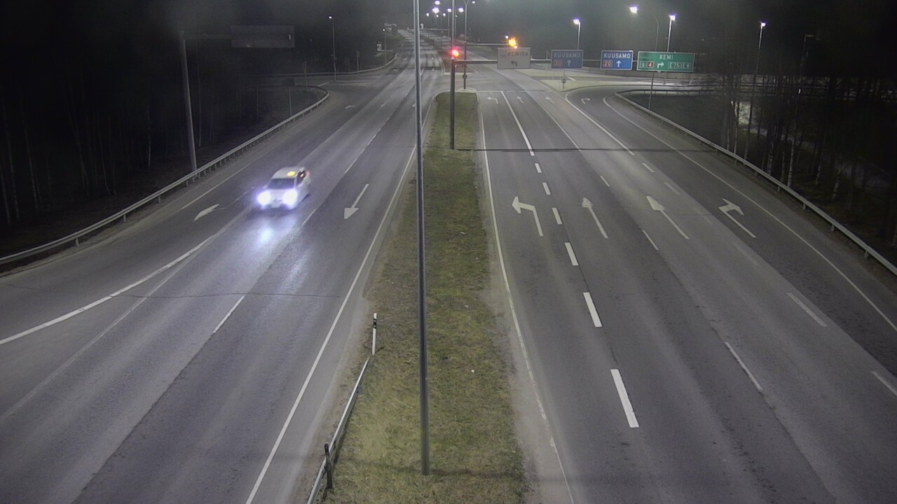 Weather Camera Image Väg 4 Uleåborg, Laanila, Oulu, Pohjois-Pohjanmaa