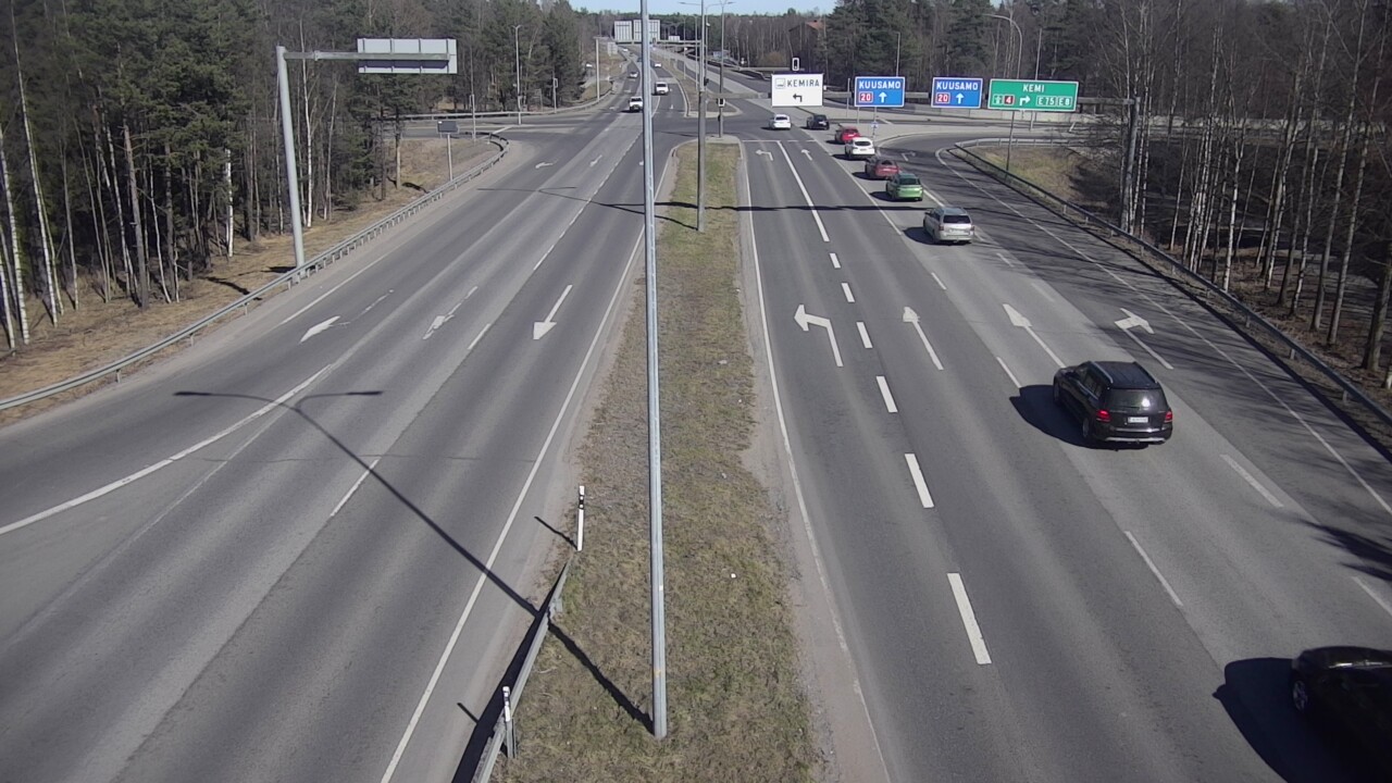 Weather Camera Image Väg 4 Uleåborg, Laanila, Oulu, Pohjois-Pohjanmaa