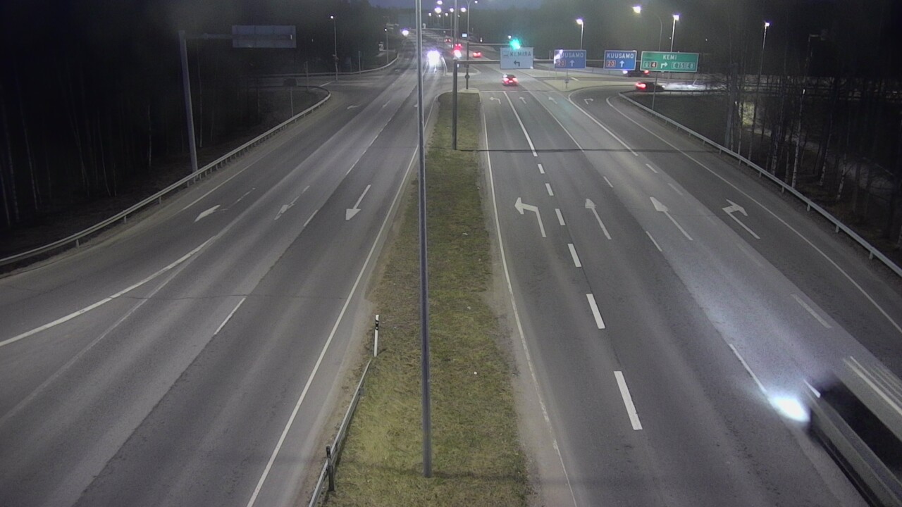 Weather Camera Image Väg 4 Uleåborg, Laanila, Oulu, Pohjois-Pohjanmaa