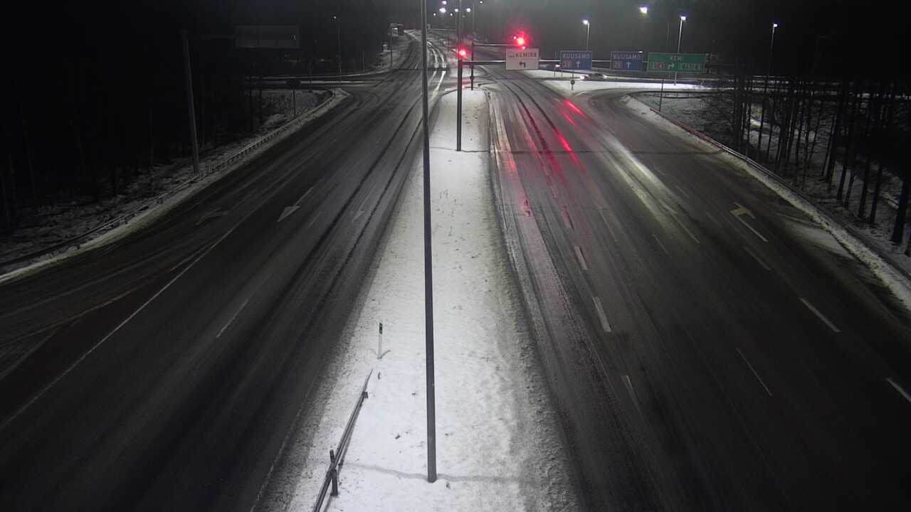 Weather Camera Image Väg 4 Uleåborg, Laanila, Oulu, Pohjois-Pohjanmaa