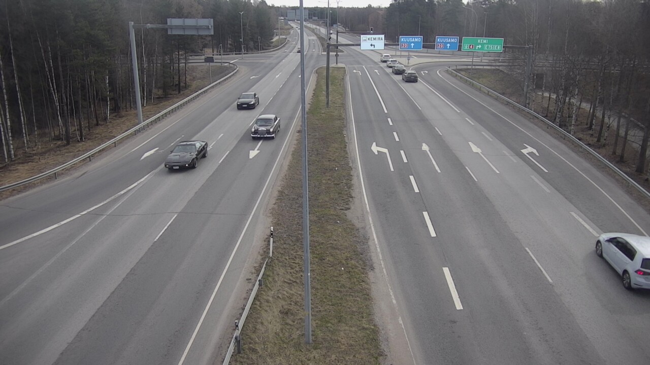 Weather Camera Image Väg 4 Uleåborg, Laanila, Oulu, Pohjois-Pohjanmaa
