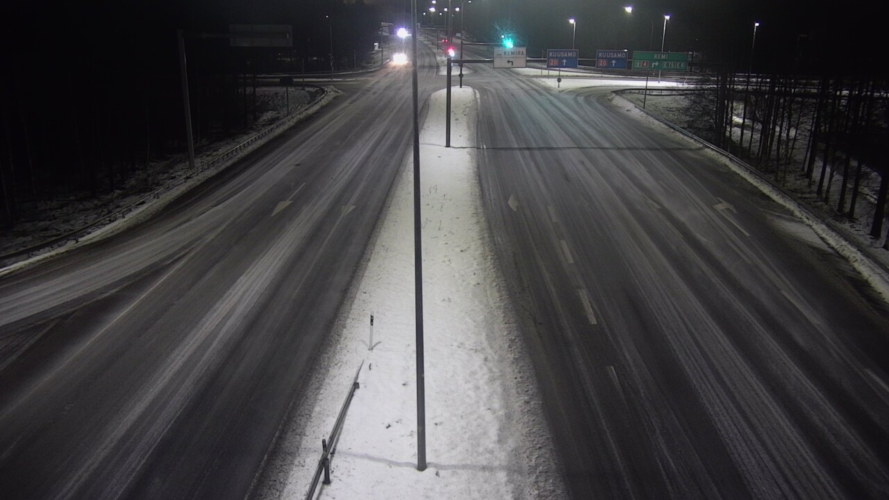 Weather Camera Image Väg 4 Uleåborg, Laanila, Oulu, Pohjois-Pohjanmaa