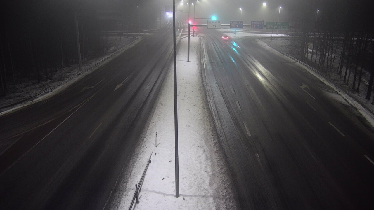 Weather Camera Image Väg 4 Uleåborg, Laanila, Oulu, Pohjois-Pohjanmaa