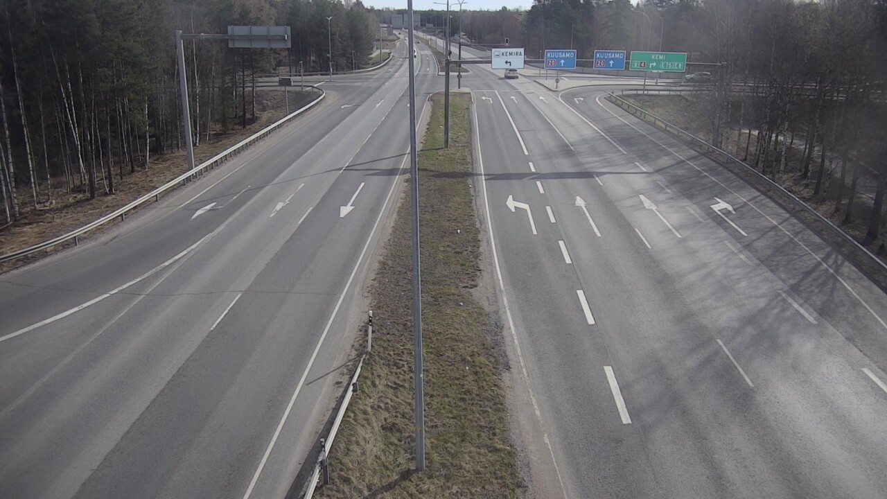 Weather Camera Image Väg 4 Uleåborg, Laanila, Oulu, Pohjois-Pohjanmaa