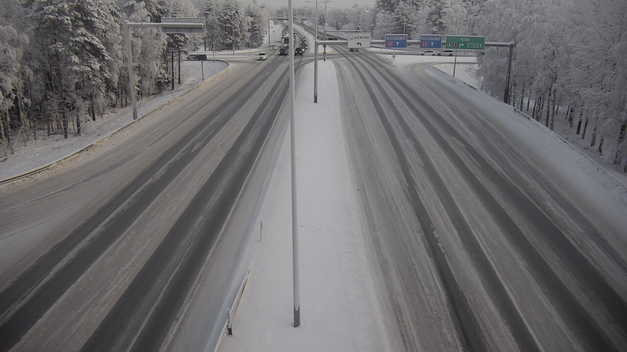 Weather Camera Image Väg 4 Uleåborg, Laanila, Oulu, Pohjois-Pohjanmaa