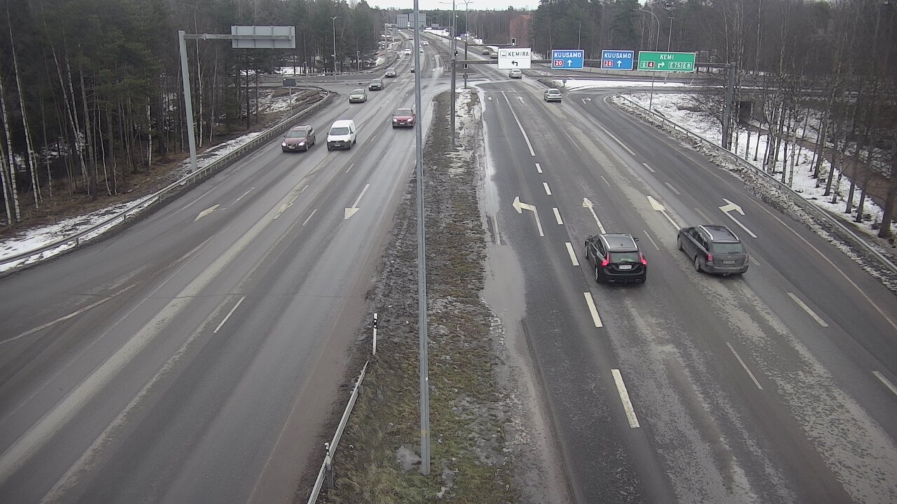 Weather Camera Image Väg 4 Uleåborg, Laanila, Oulu, Pohjois-Pohjanmaa