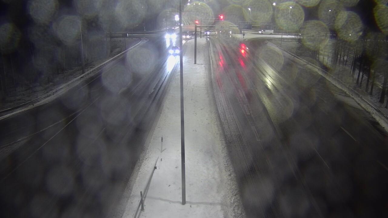 Weather Camera Image Väg 4 Uleåborg, Laanila, Oulu, Pohjois-Pohjanmaa