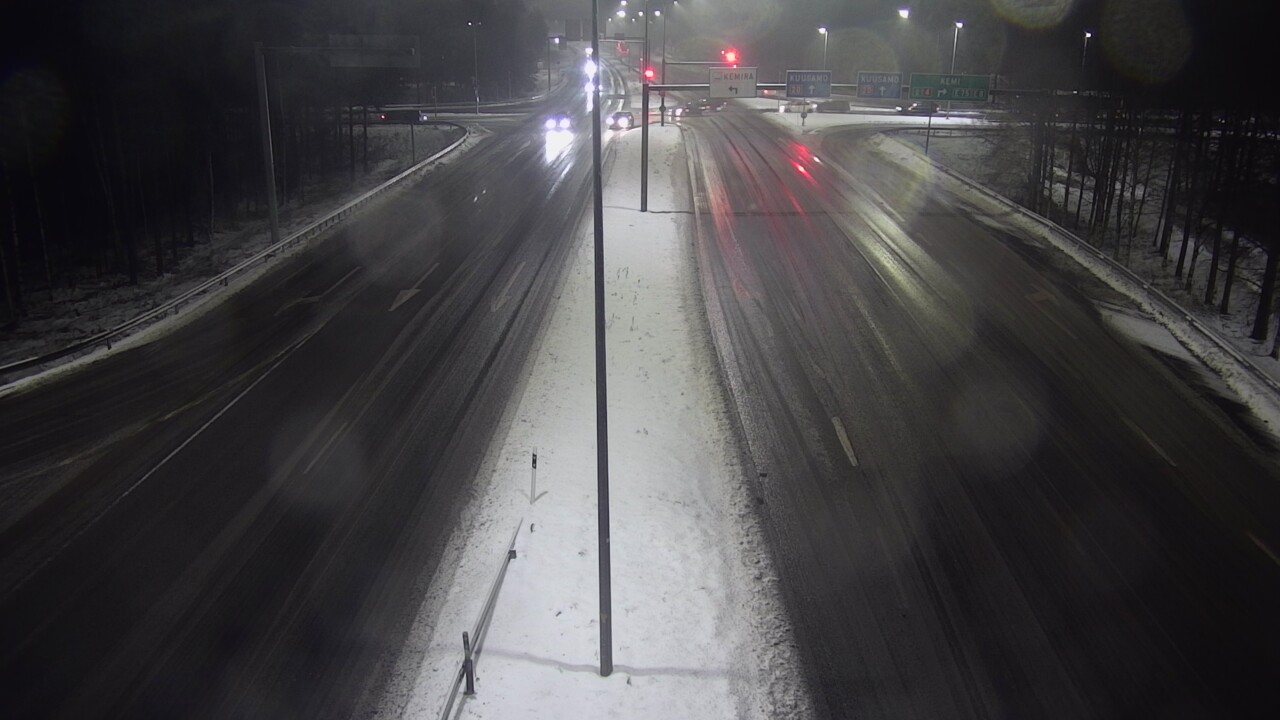 Weather Camera Image Väg 4 Uleåborg, Laanila, Oulu, Pohjois-Pohjanmaa