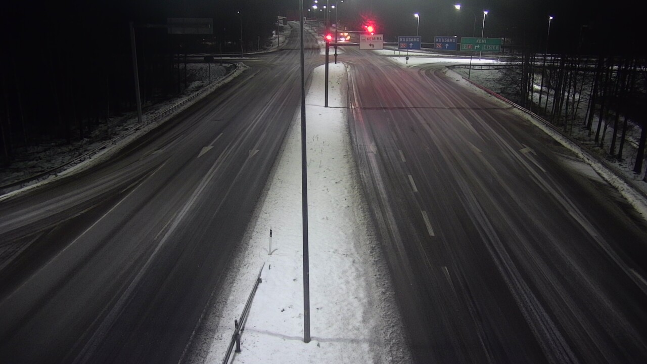 Weather Camera Image Väg 4 Uleåborg, Laanila, Oulu, Pohjois-Pohjanmaa