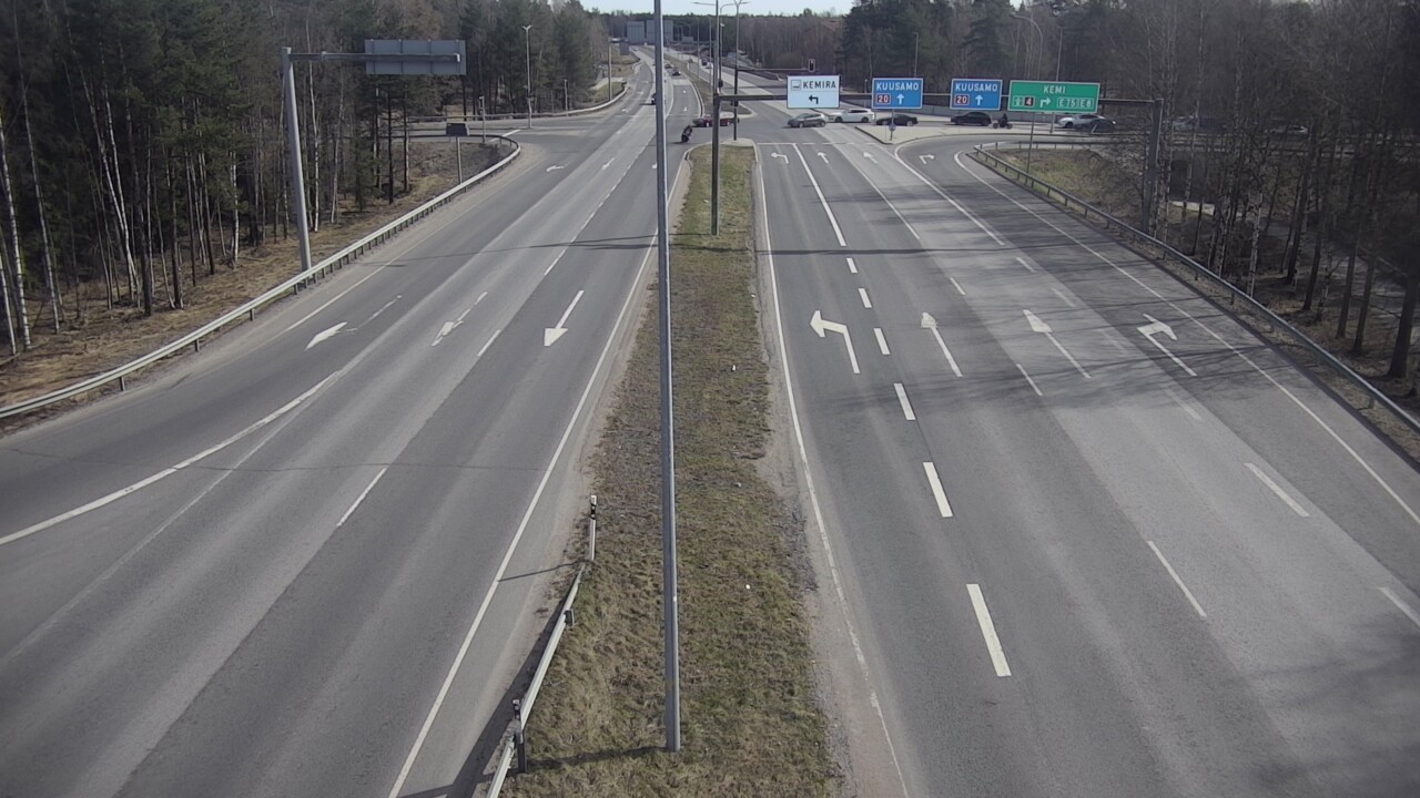 Weather Camera Image Väg 4 Uleåborg, Laanila, Oulu, Pohjois-Pohjanmaa