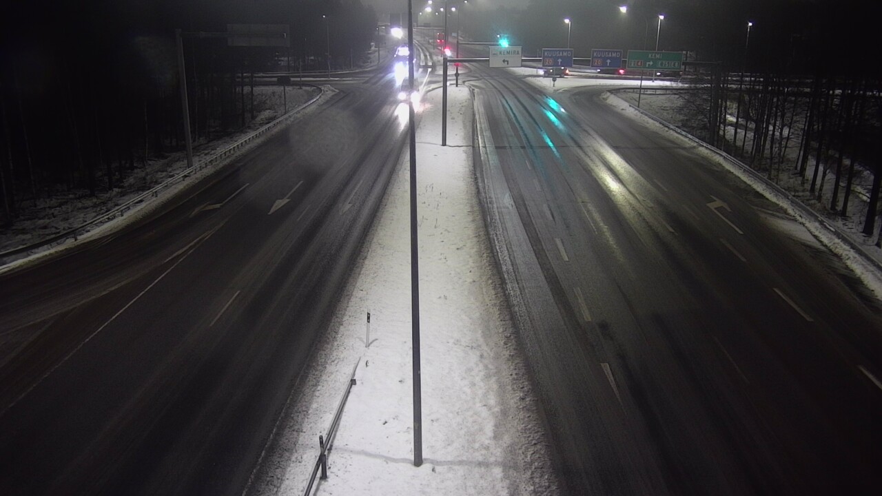 Weather Camera Image Väg 4 Uleåborg, Laanila, Oulu, Pohjois-Pohjanmaa