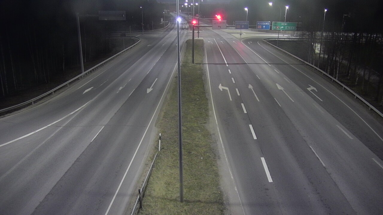 Weather Camera Image Väg 4 Uleåborg, Laanila, Oulu, Pohjois-Pohjanmaa
