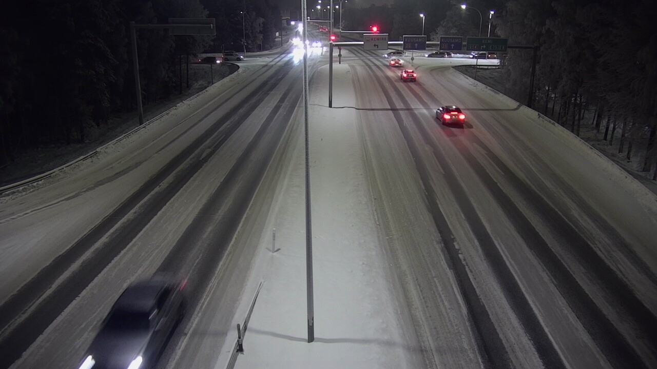 Weather Camera Image Väg 4 Uleåborg, Laanila, Oulu, Pohjois-Pohjanmaa