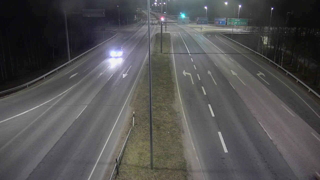 Weather Camera Image Väg 4 Uleåborg, Laanila, Oulu, Pohjois-Pohjanmaa