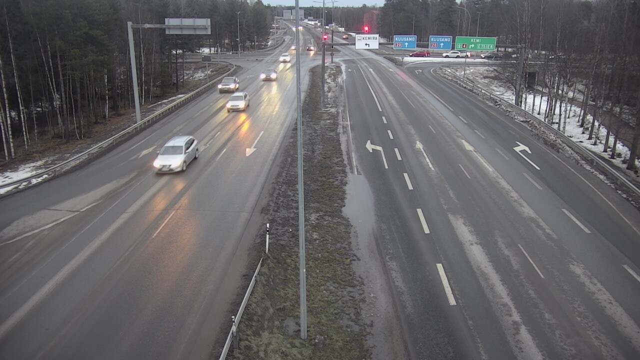 Weather Camera Image Väg 4 Uleåborg, Laanila, Oulu, Pohjois-Pohjanmaa