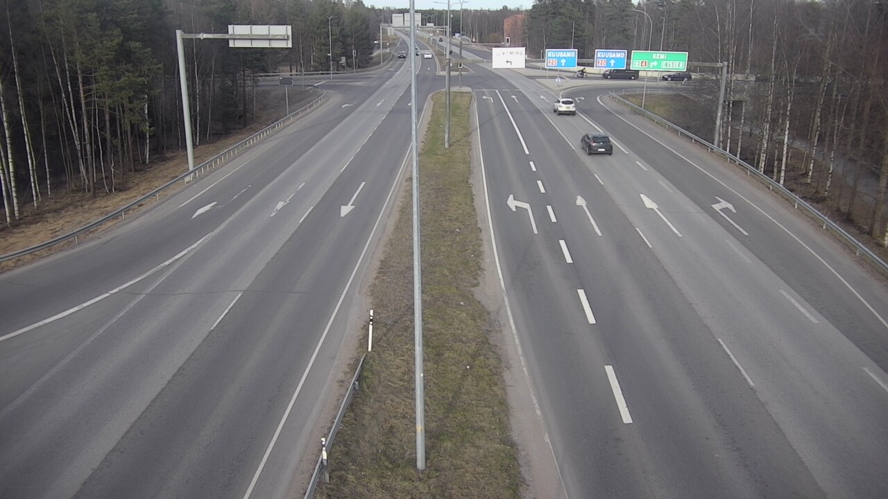 Weather Camera Image Väg 4 Uleåborg, Laanila, Oulu, Pohjois-Pohjanmaa