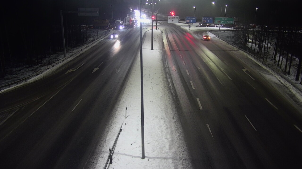 Weather Camera Image Väg 4 Uleåborg, Laanila, Oulu, Pohjois-Pohjanmaa