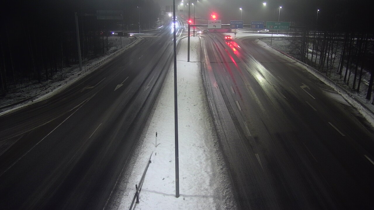 Weather Camera Image Väg 4 Uleåborg, Laanila, Oulu, Pohjois-Pohjanmaa