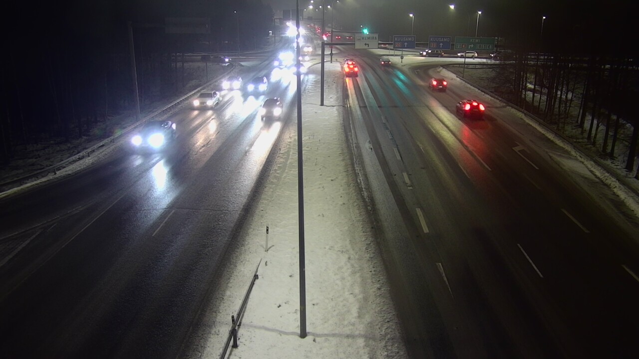 Weather Camera Image Väg 4 Uleåborg, Laanila, Oulu, Pohjois-Pohjanmaa