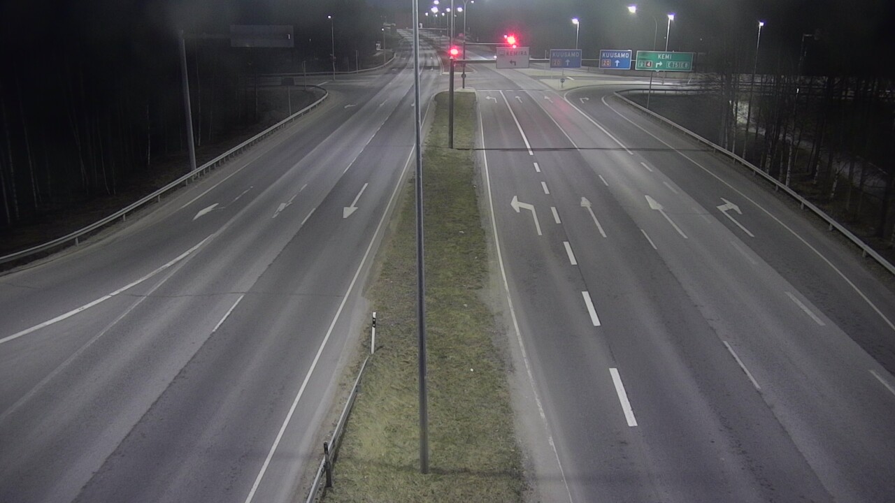 Weather Camera Image Väg 4 Uleåborg, Laanila, Oulu, Pohjois-Pohjanmaa