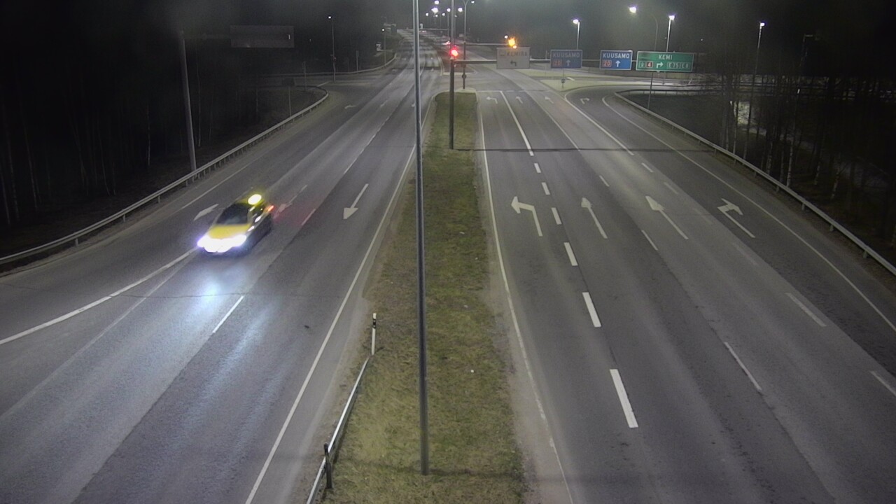 Weather Camera Image Väg 4 Uleåborg, Laanila, Oulu, Pohjois-Pohjanmaa