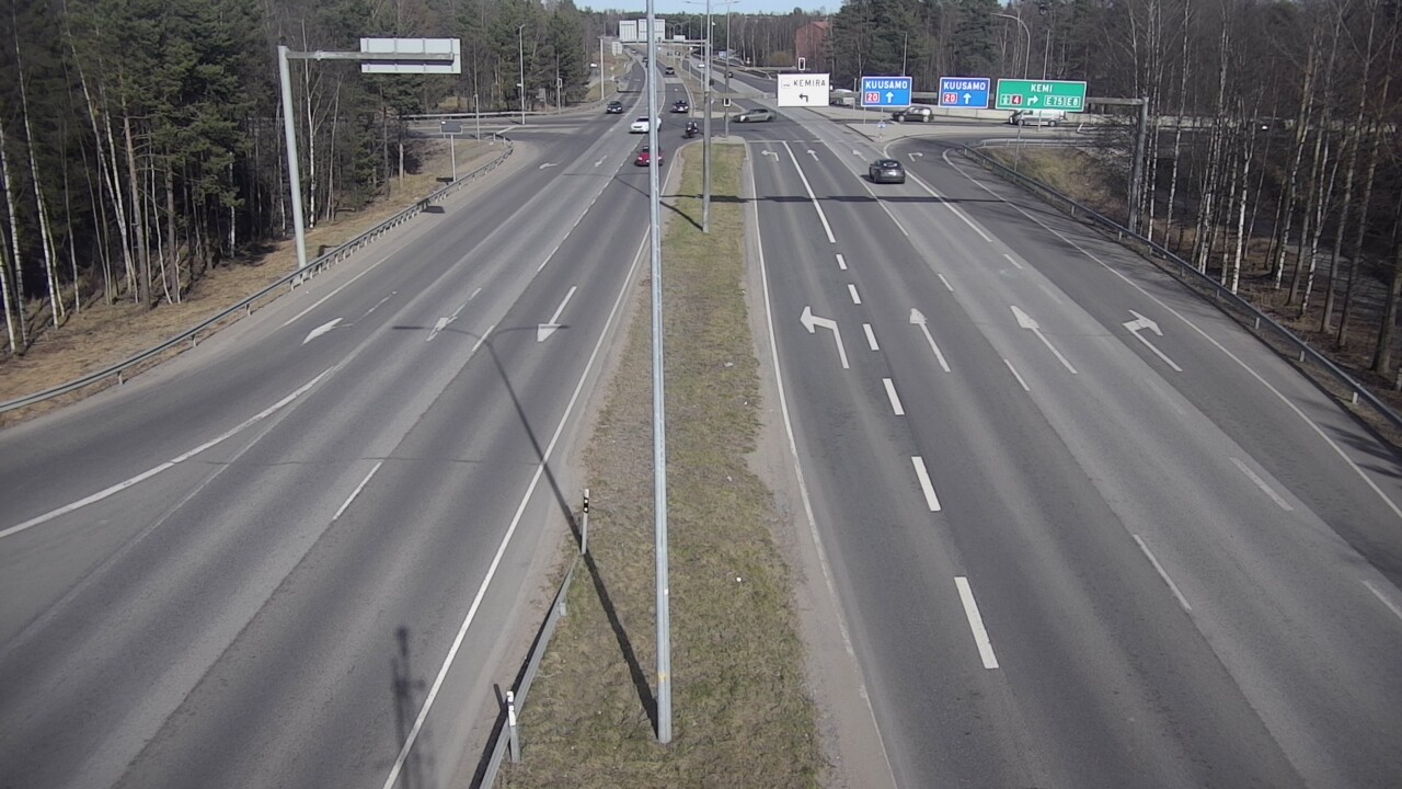 Weather Camera Image Väg 4 Uleåborg, Laanila, Oulu, Pohjois-Pohjanmaa