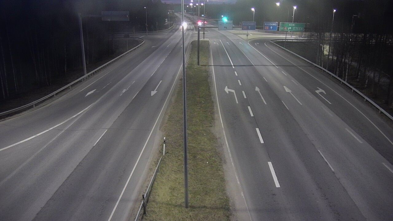 Weather Camera Image Väg 4 Uleåborg, Laanila, Oulu, Pohjois-Pohjanmaa