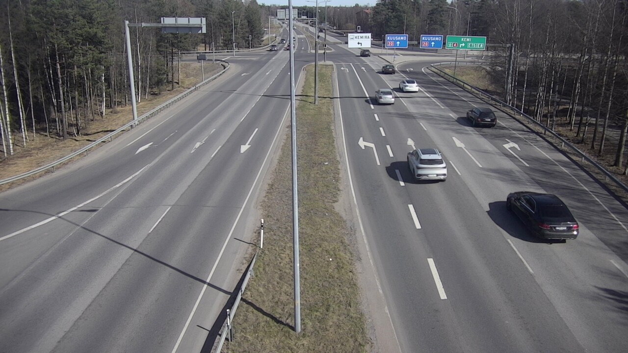 Weather Camera Image Väg 4 Uleåborg, Laanila, Oulu, Pohjois-Pohjanmaa
