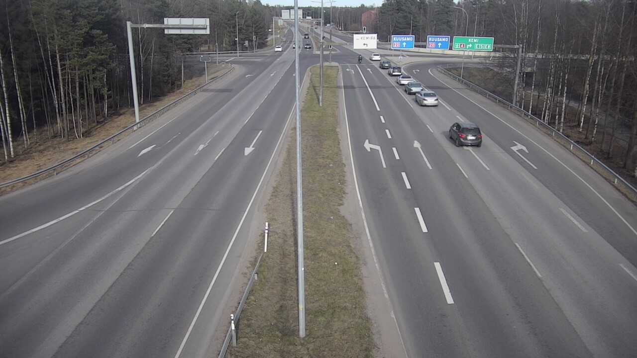 Weather Camera Image Väg 4 Uleåborg, Laanila, Oulu, Pohjois-Pohjanmaa