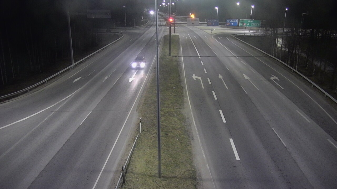 Weather Camera Image Väg 4 Uleåborg, Laanila, Oulu, Pohjois-Pohjanmaa