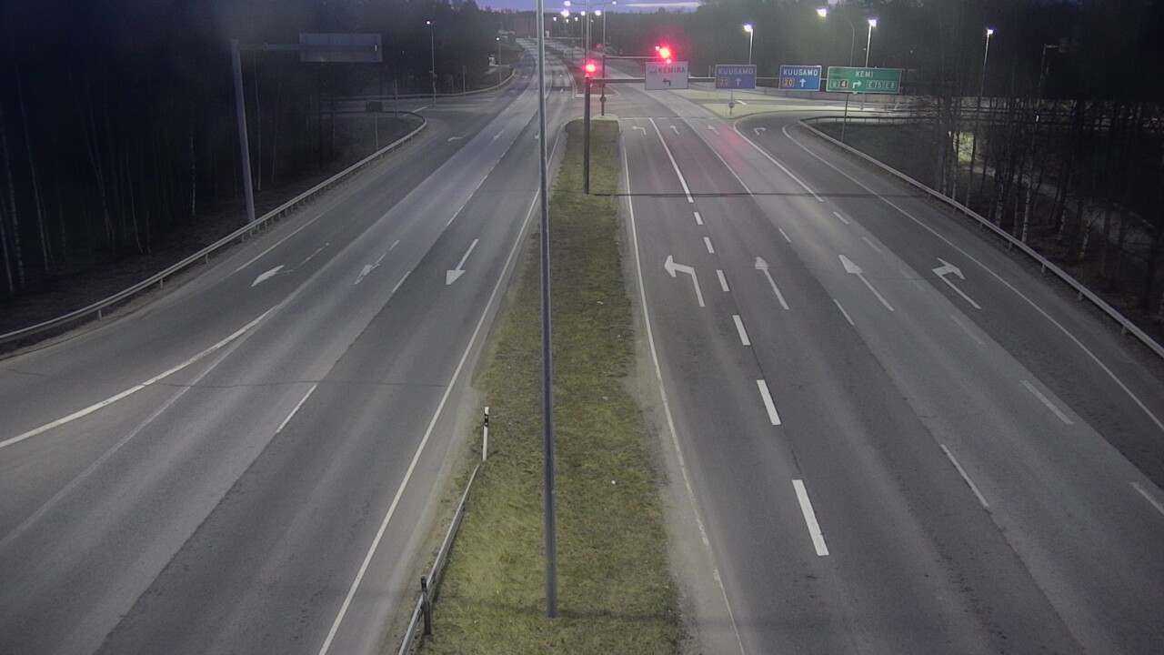 Weather Camera Image Väg 4 Uleåborg, Laanila, Oulu, Pohjois-Pohjanmaa