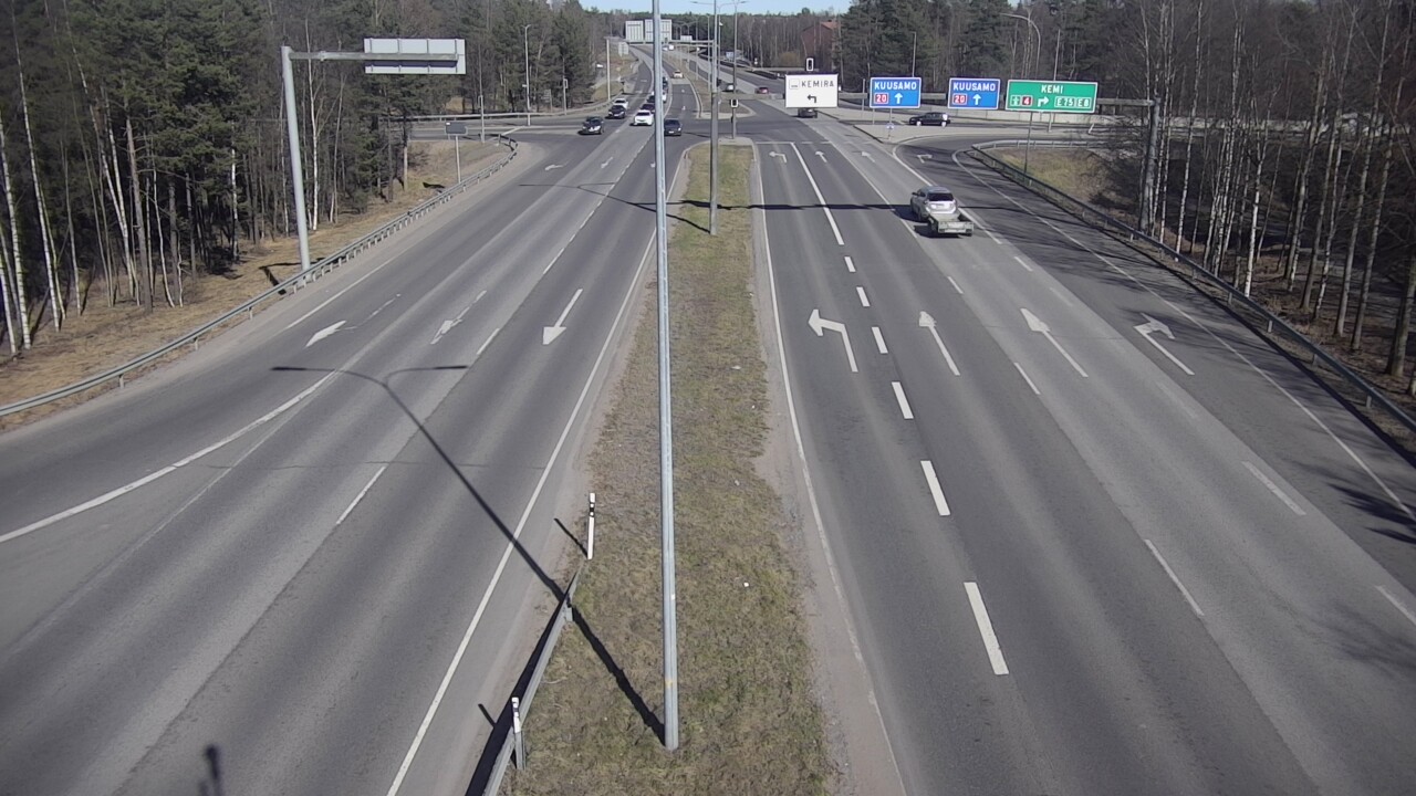 Weather Camera Image Väg 4 Uleåborg, Laanila, Oulu, Pohjois-Pohjanmaa