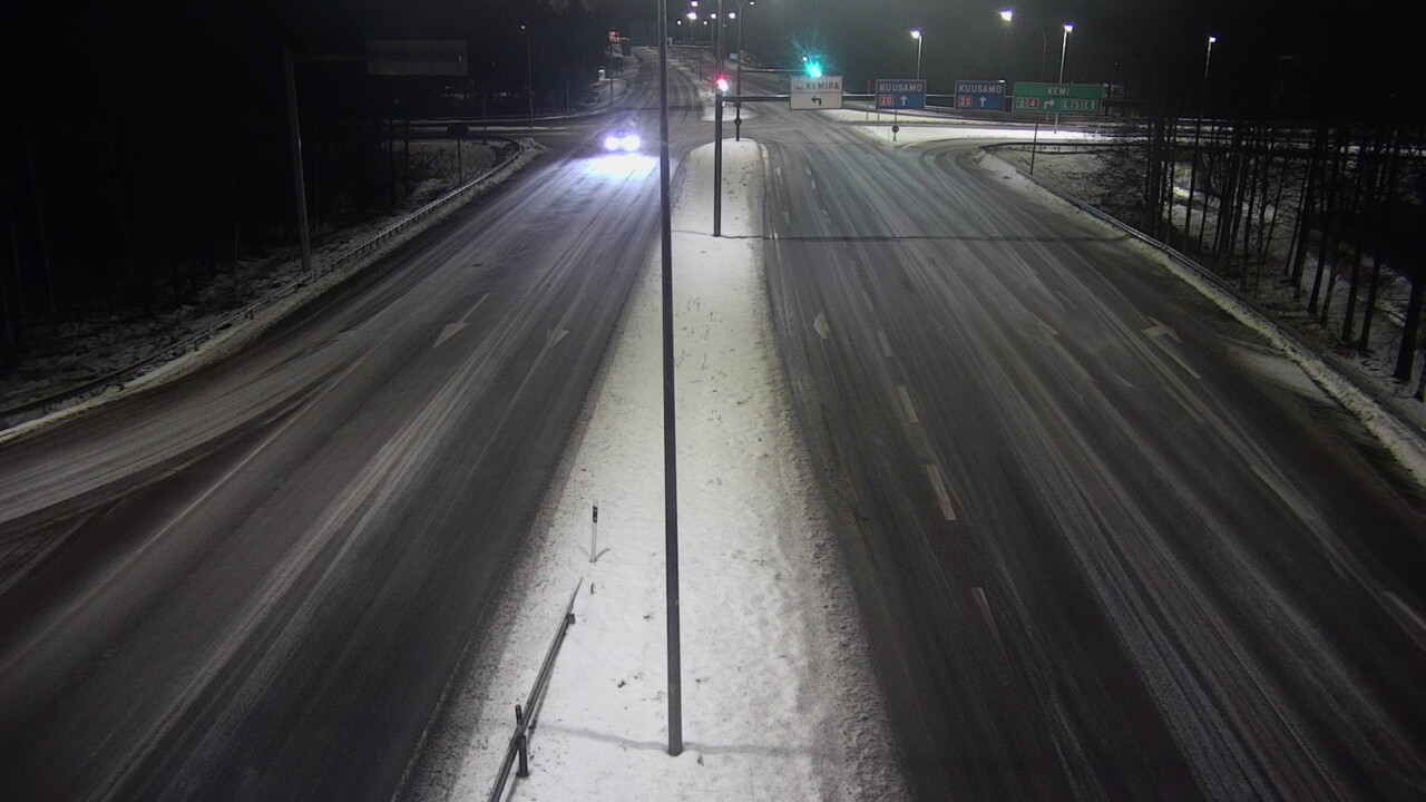 Weather Camera Image Väg 4 Uleåborg, Laanila, Oulu, Pohjois-Pohjanmaa