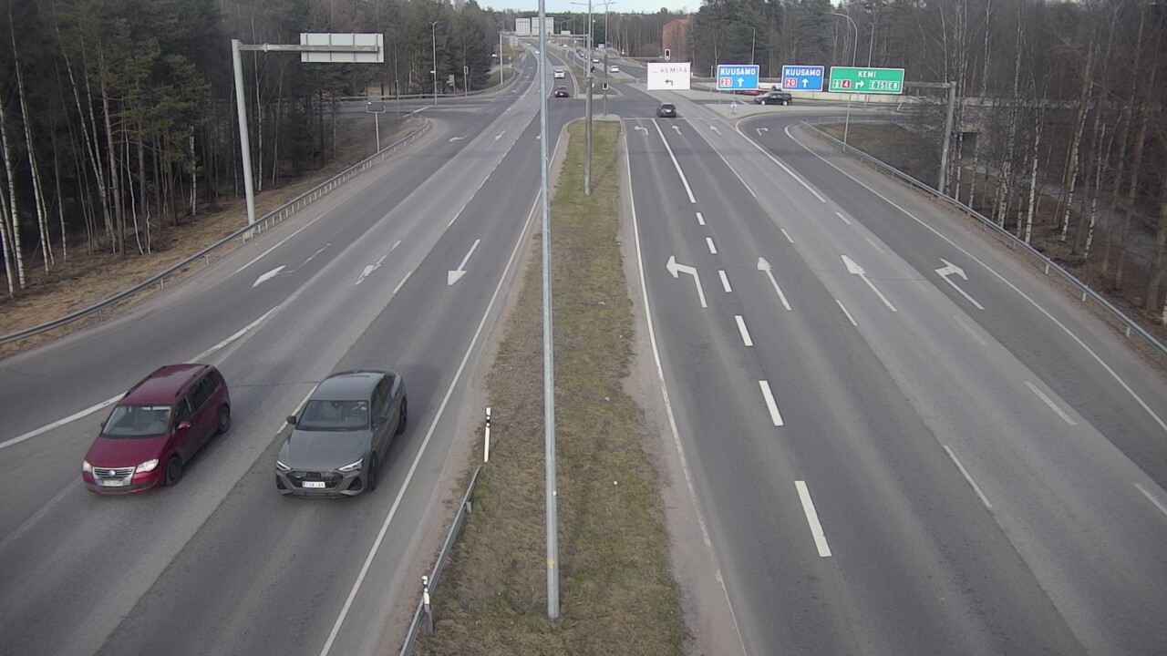 Weather Camera Image Väg 4 Uleåborg, Laanila, Oulu, Pohjois-Pohjanmaa