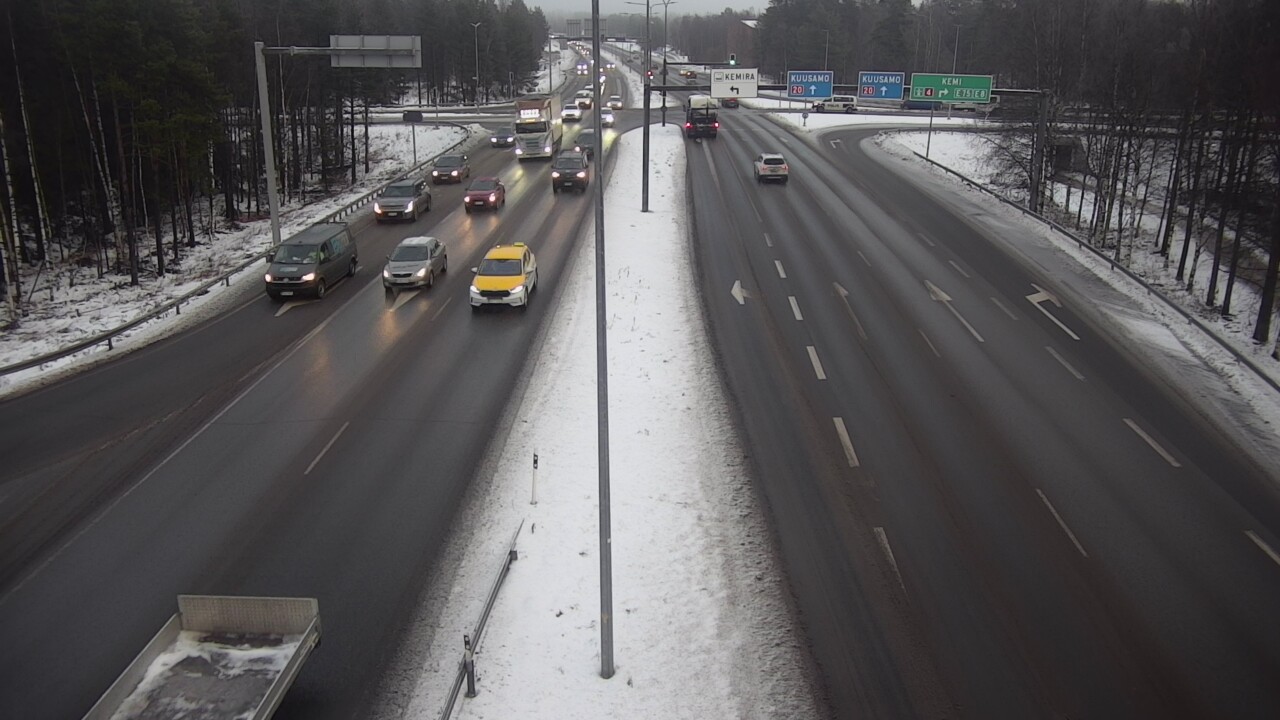 Weather Camera Image Väg 4 Uleåborg, Laanila, Oulu, Pohjois-Pohjanmaa