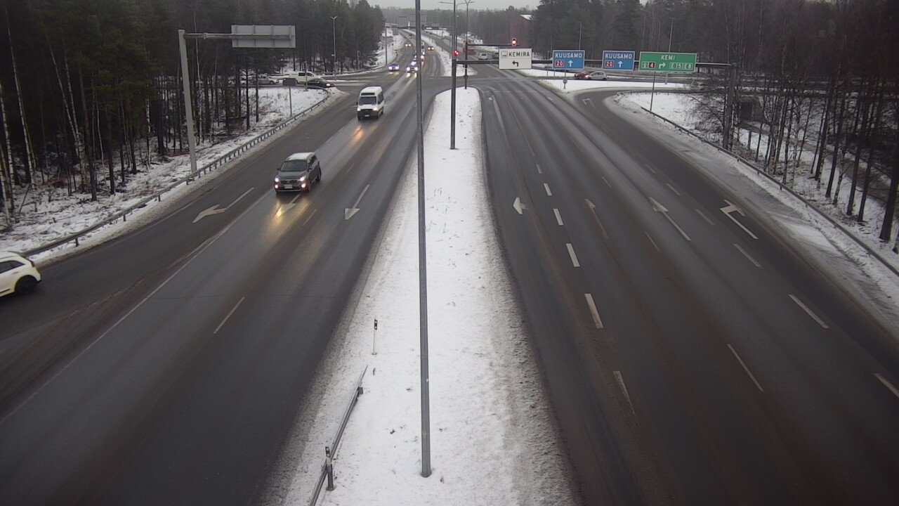 Weather Camera Image Väg 4 Uleåborg, Laanila, Oulu, Pohjois-Pohjanmaa