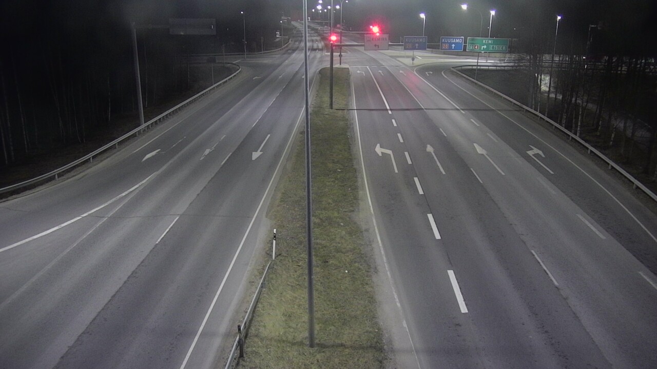 Weather Camera Image Väg 4 Uleåborg, Laanila, Oulu, Pohjois-Pohjanmaa