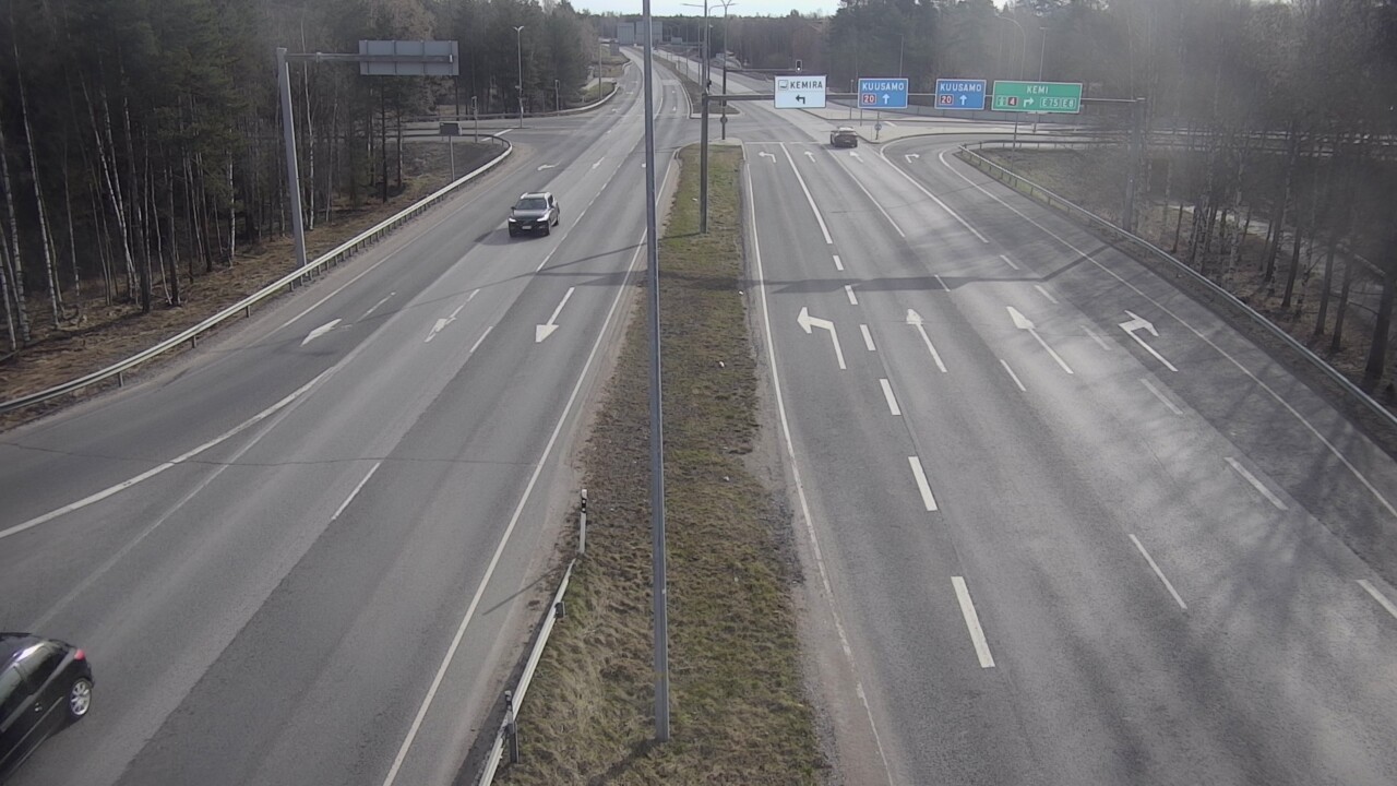 Weather Camera Image Väg 4 Uleåborg, Laanila, Oulu, Pohjois-Pohjanmaa