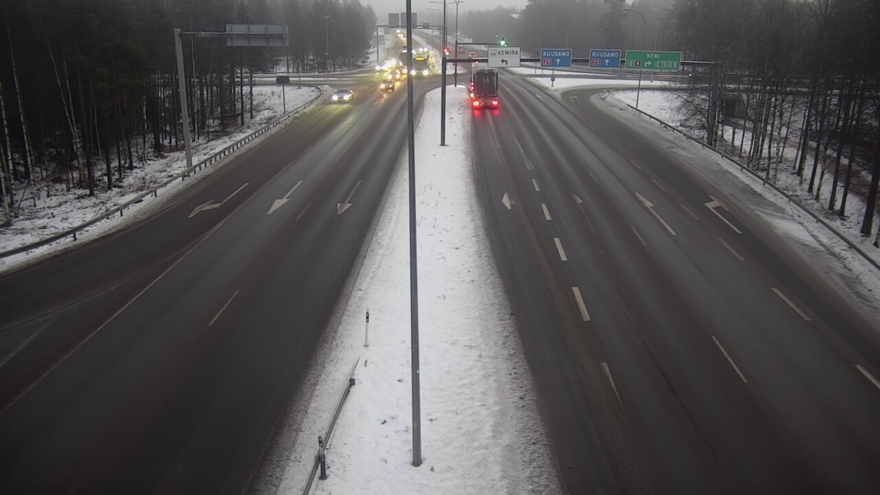 Weather Camera Image Väg 4 Uleåborg, Laanila, Oulu, Pohjois-Pohjanmaa