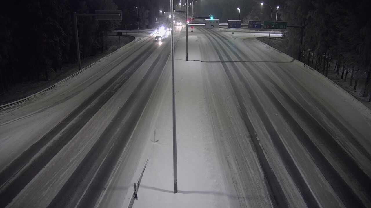 Weather Camera Image Väg 4 Uleåborg, Laanila, Oulu, Pohjois-Pohjanmaa