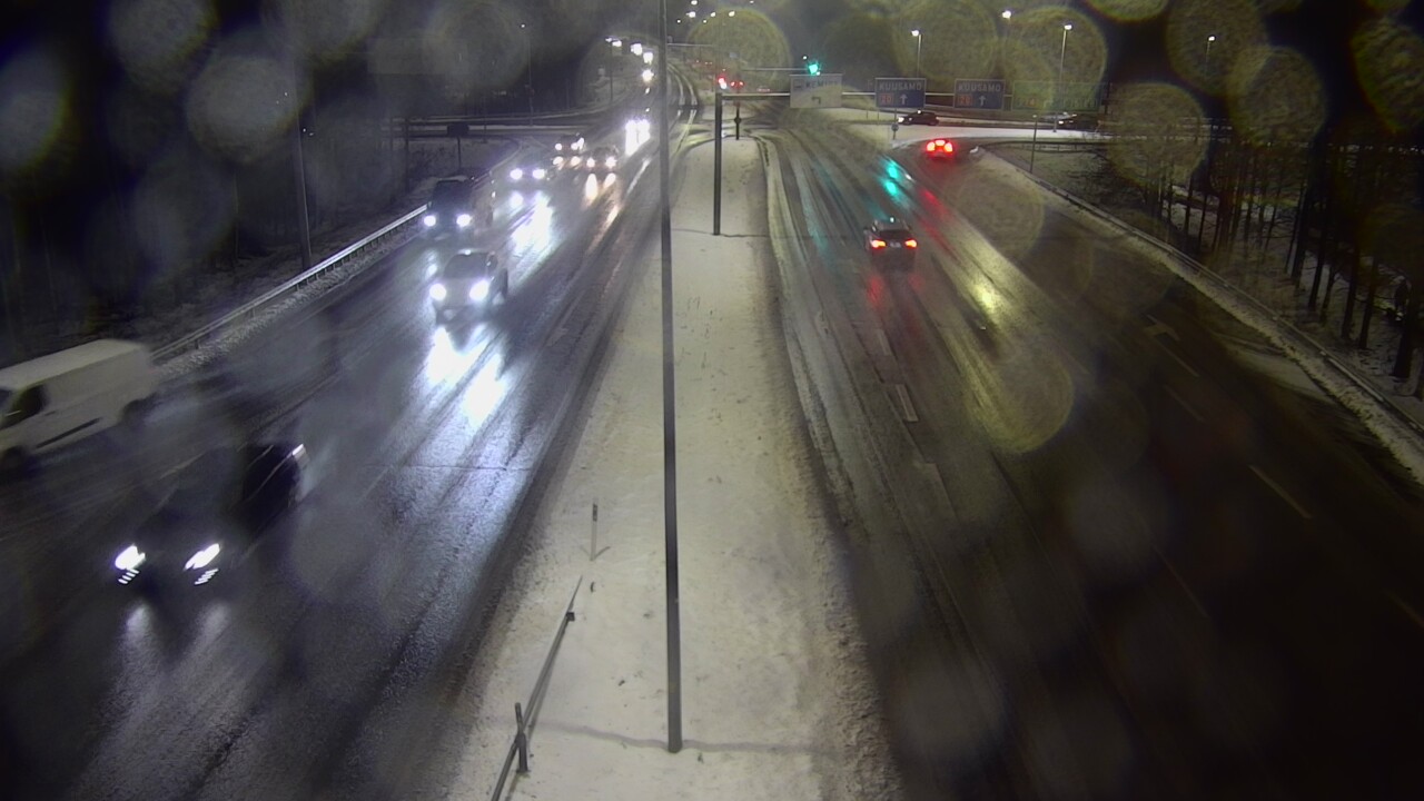 Weather Camera Image Väg 4 Uleåborg, Laanila, Oulu, Pohjois-Pohjanmaa