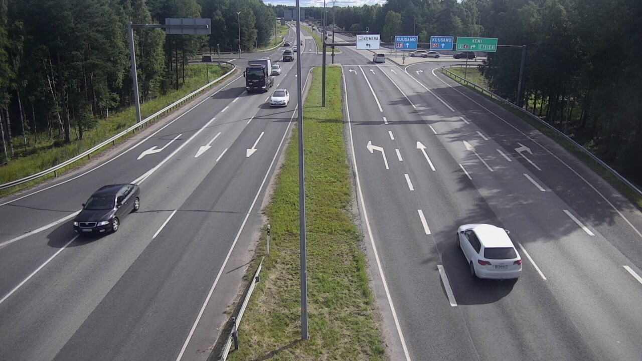 Weather Camera Image Road 4 Oulu, Laanila, Oulu, Pohjois-Pohjanmaa