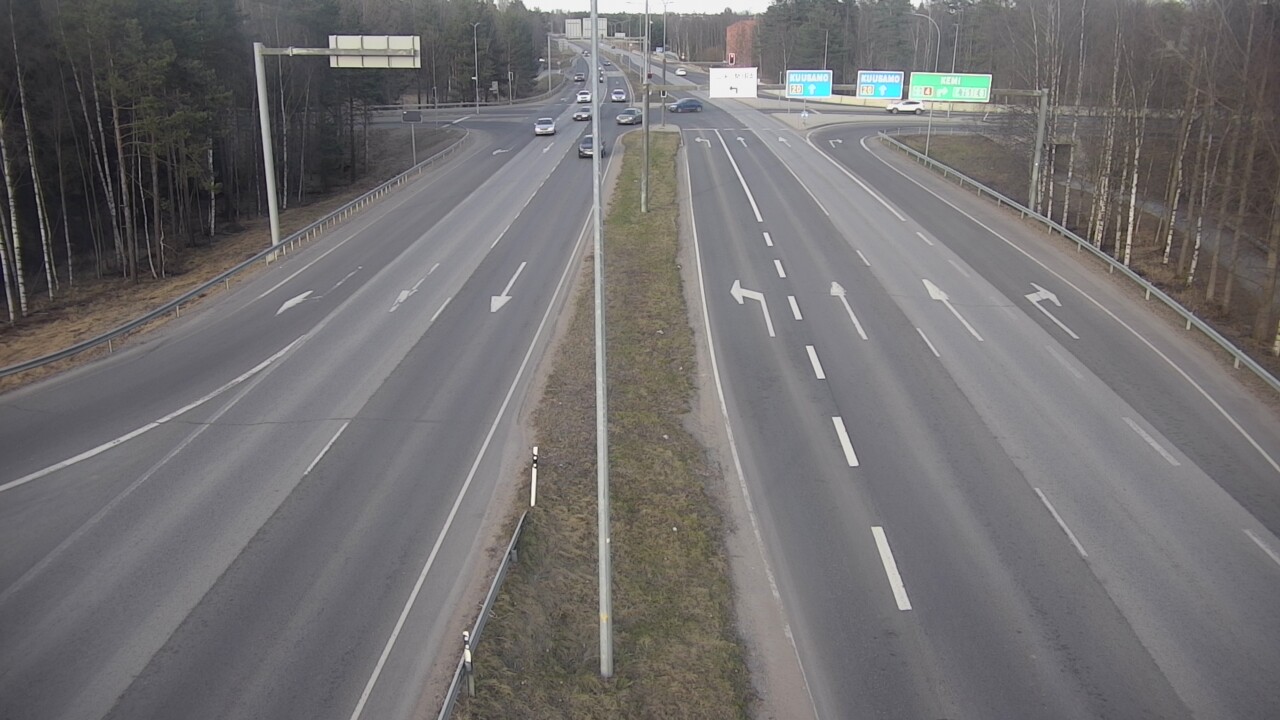Weather Camera Image Väg 4 Uleåborg, Laanila, Oulu, Pohjois-Pohjanmaa