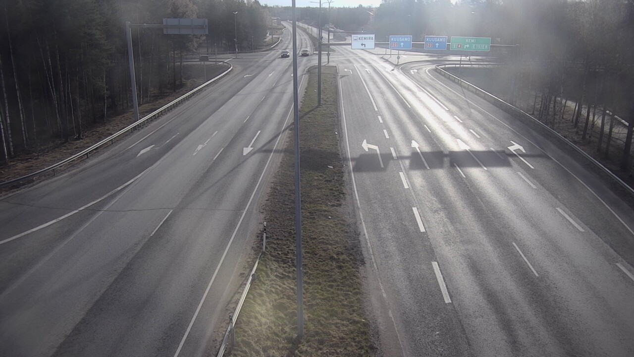 Weather Camera Image Väg 4 Uleåborg, Laanila, Oulu, Pohjois-Pohjanmaa