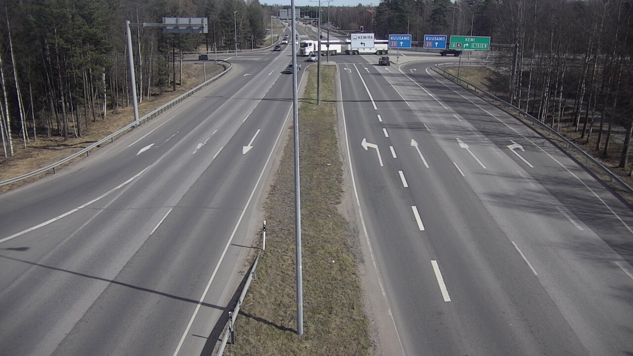 Weather Camera Image Väg 4 Uleåborg, Laanila, Oulu, Pohjois-Pohjanmaa