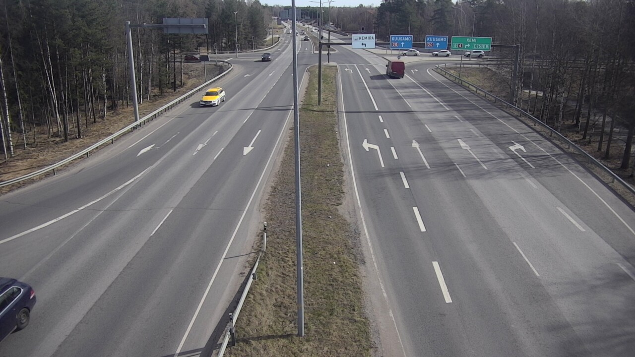 Weather Camera Image Väg 4 Uleåborg, Laanila, Oulu, Pohjois-Pohjanmaa