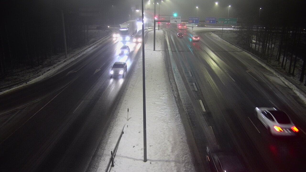 Weather Camera Image Väg 4 Uleåborg, Laanila, Oulu, Pohjois-Pohjanmaa