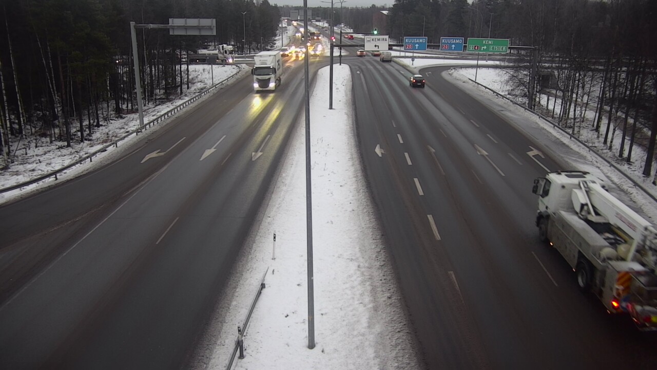 Weather Camera Image Väg 4 Uleåborg, Laanila, Oulu, Pohjois-Pohjanmaa